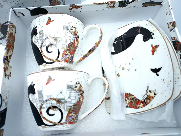 filizanki-queen-isabell-zakochane-koty-porcelana-barlickiego-47-kutno