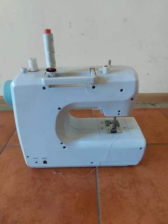 maszyna-do-szycia-lucznik-everyday-kod-producenta-l-everyday