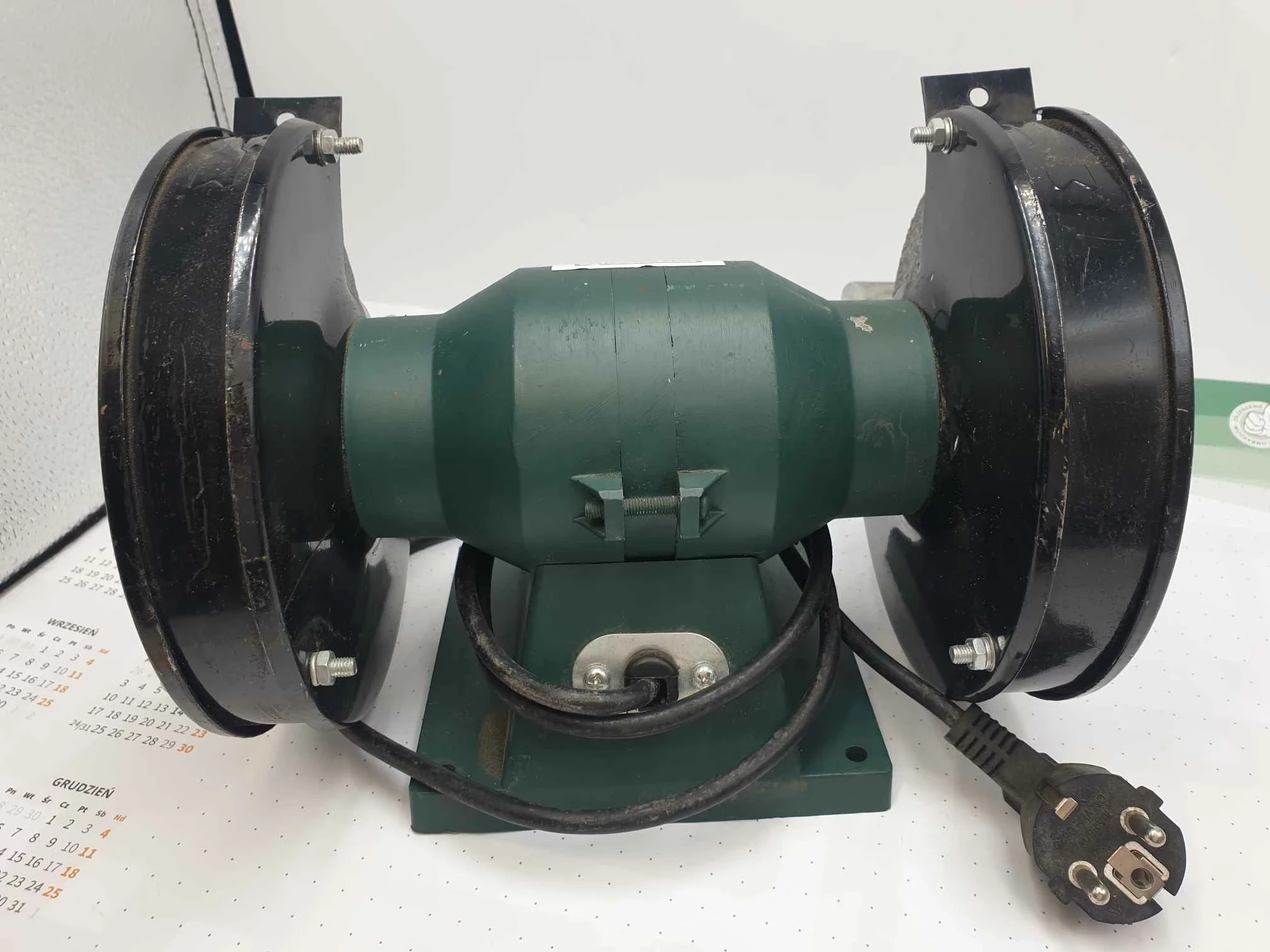 eurotec-bg-202-szlifierka-stolowa1400w-ean-gtin-9419206738852