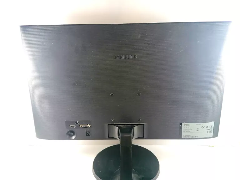 monitor-samsung-s24f354fhuxen-przekatna-ekranu-cale-235