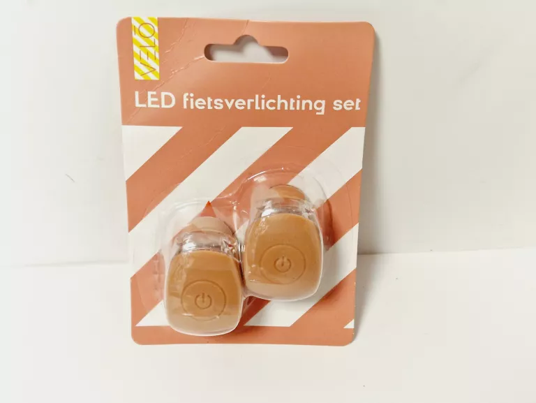 lampka-rowrowa-aleja-wolnosci-15b-czestochowa-sj