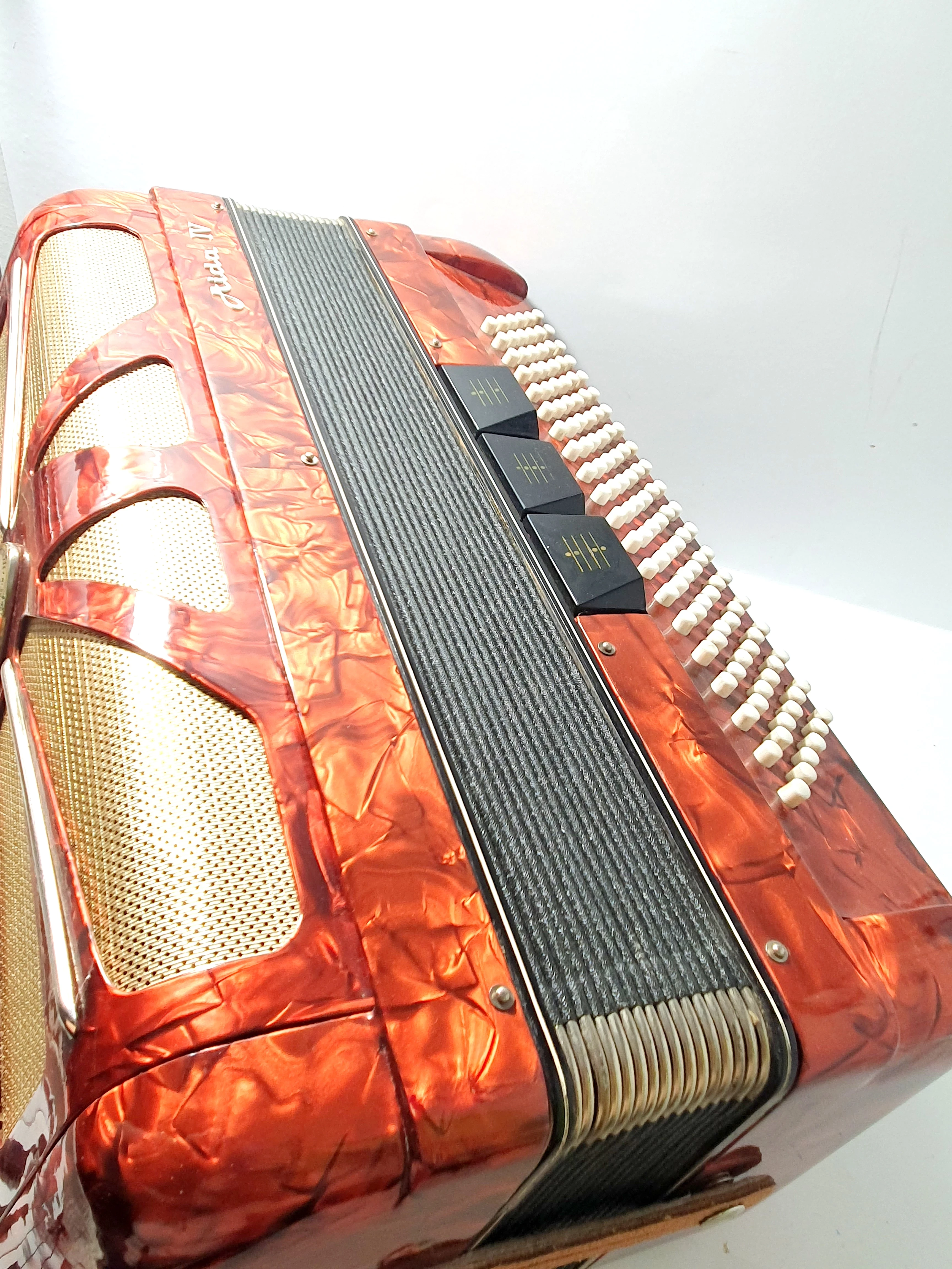 akordeon-lignatone-aida-iv-walizka-kod-producenta-lignatone-aida-iv