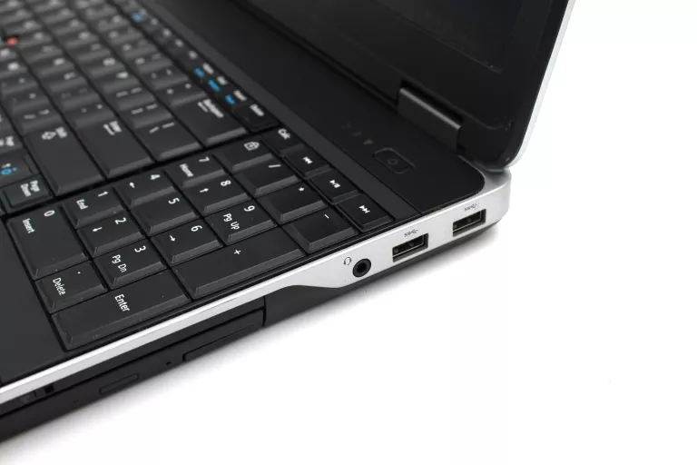 LAPTOP DELL LATITUDE E6540~I5~SSD 120GB~RAM 4GB~