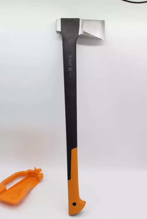 siekiera-fiskars-x25-marka-fiskars