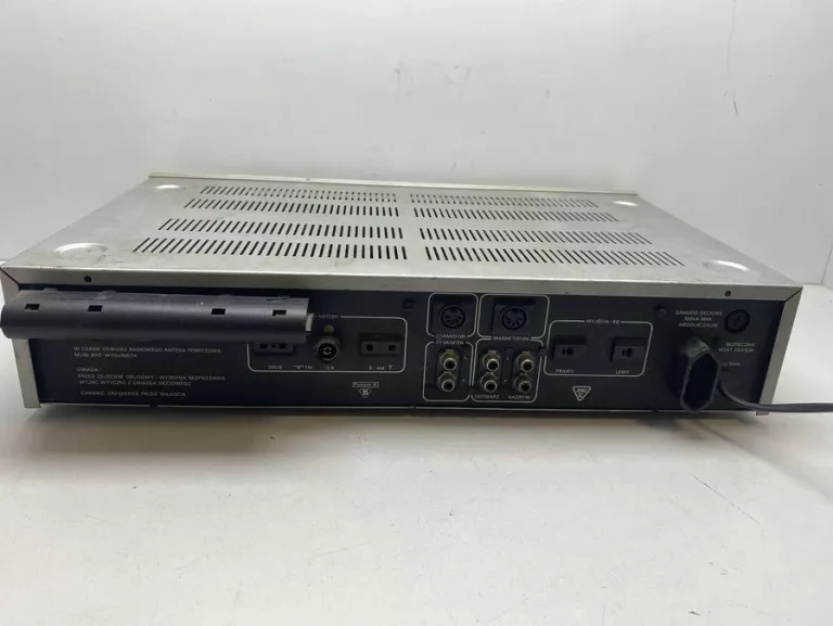 amplituner-stereo-tosca-aws306-komunikacja-brak