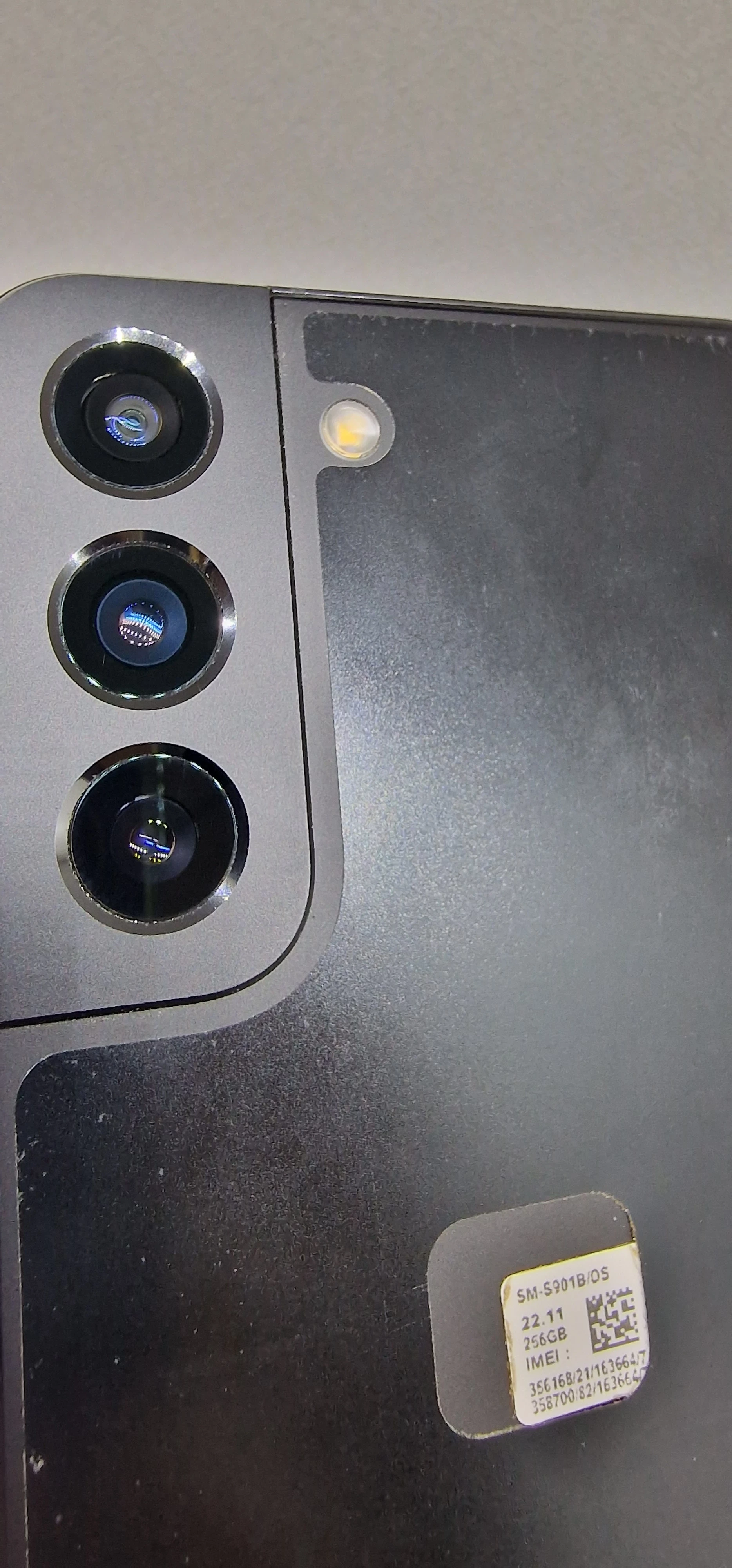 samsung-galaxy-s22-2568-gb-opis-kolor-czarny