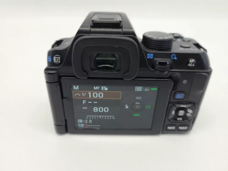 LUSTRZANKA PENTAX K-70 CZARNY BODY