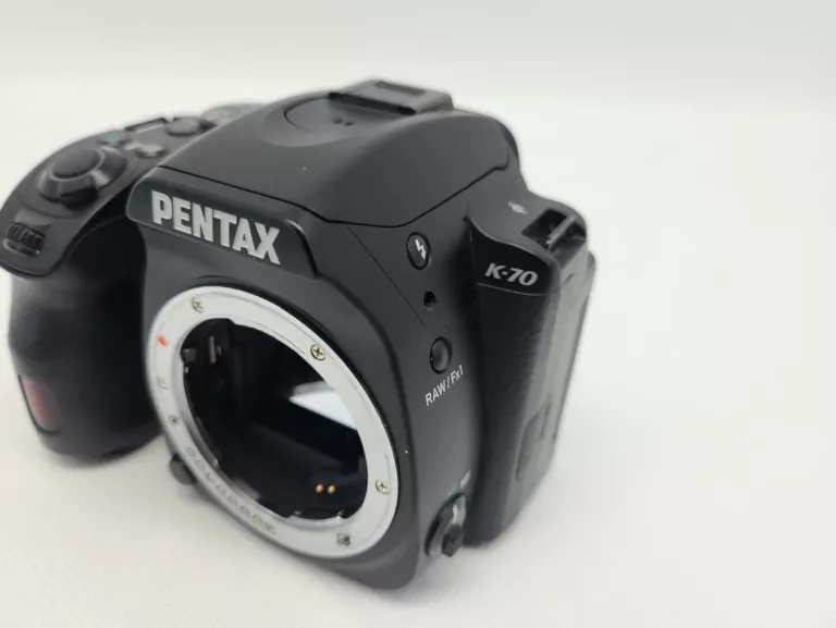 LUSTRZANKA PENTAX K-70 CZARNY BODY