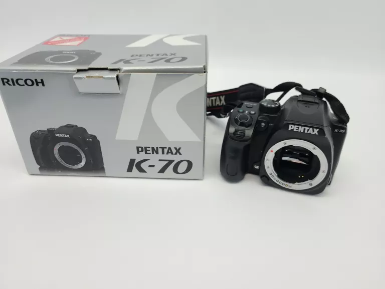 LUSTRZANKA PENTAX K-70 CZARNY BODY