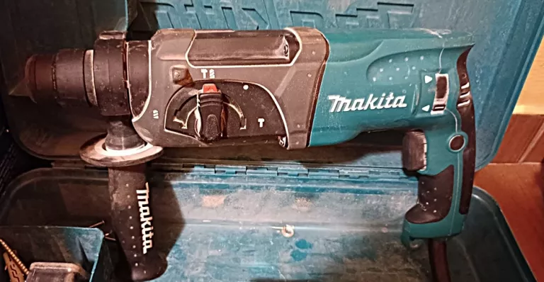 mlotowiertarka-makita-hr2470-stan-uzywany