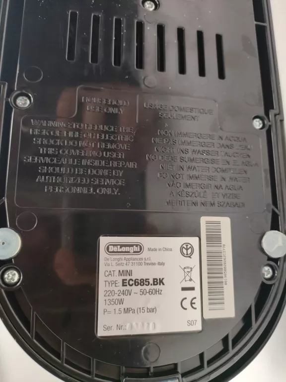 EKSPRES DO KAWY DELONGHI EC685.BK DEDICA STYLE