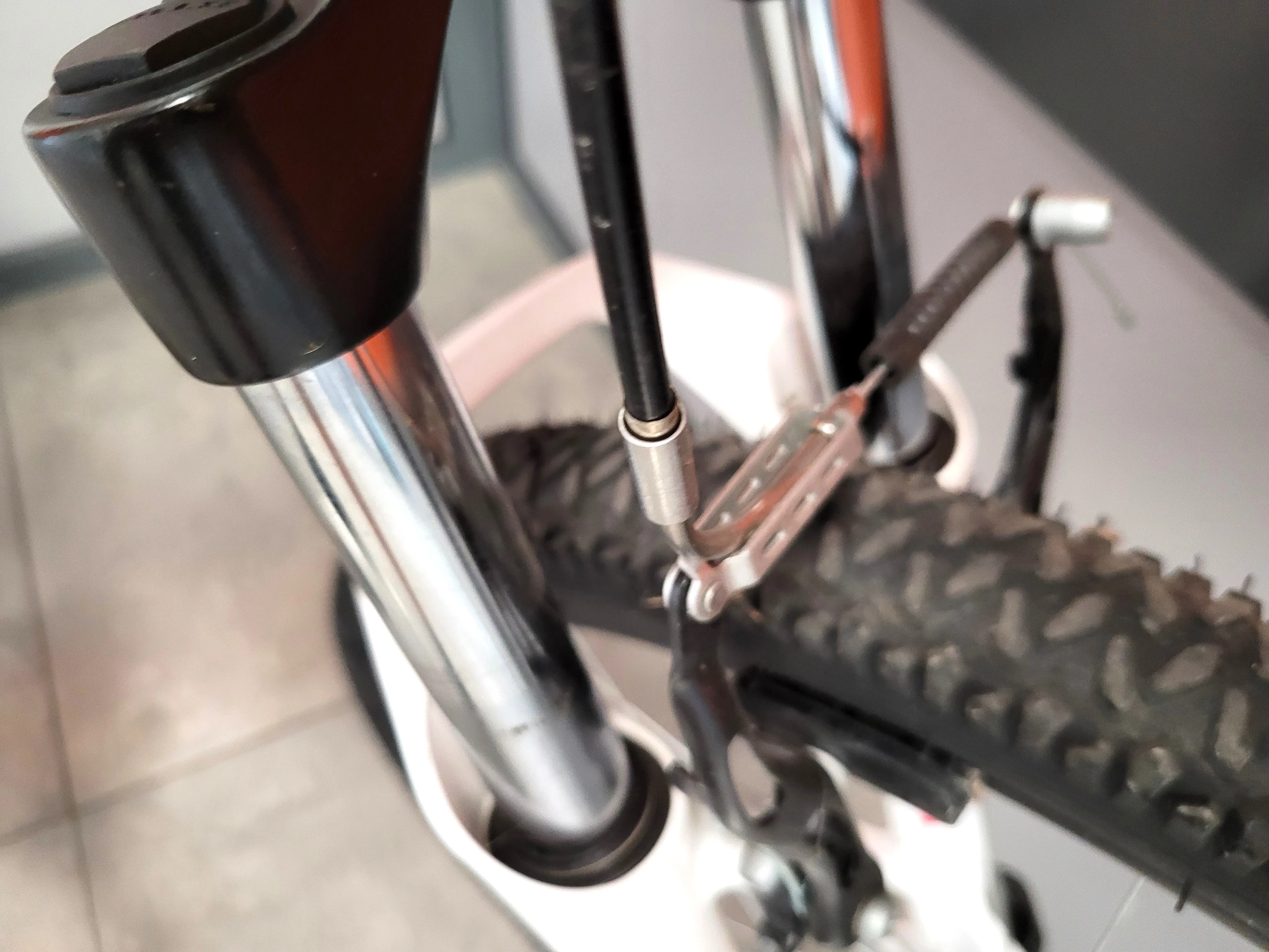 rower-rockrider-st-100-rozmiar-ramy-brak-informacji