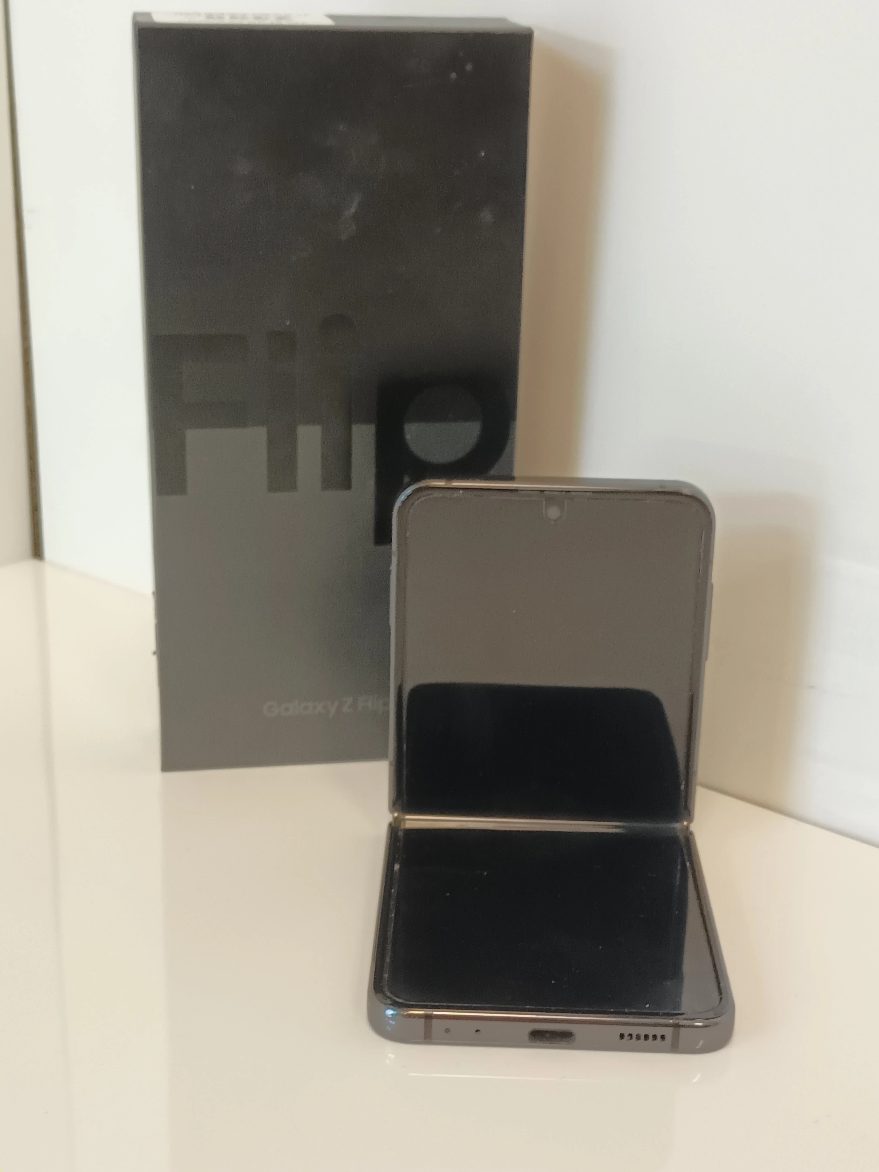 telefon-samsung-galaxy-z-flip-4-t-mobile-kurniki-6-krakow