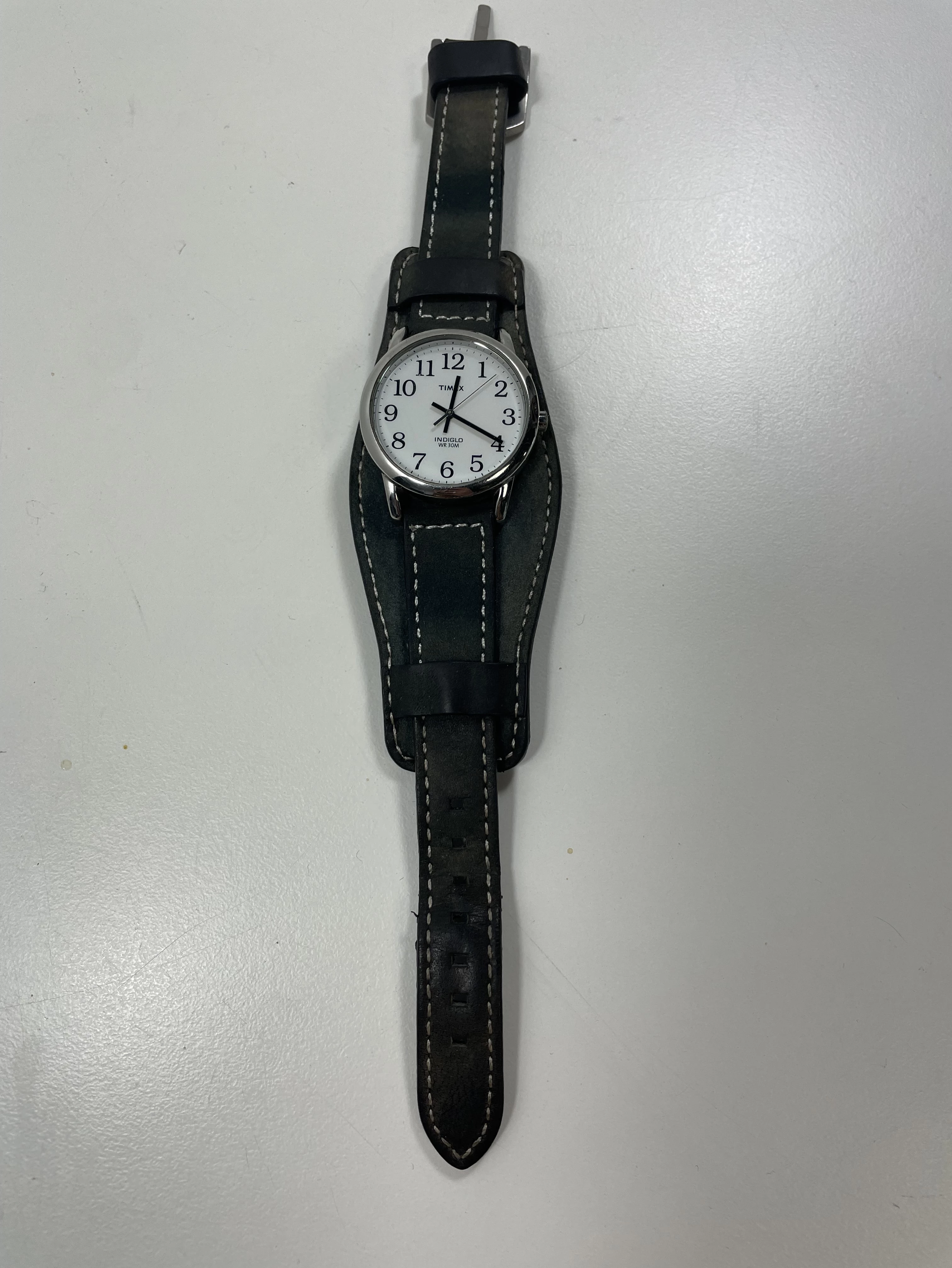 zegarek-timex-indiglo-typ-nareczny