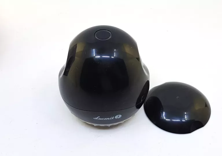 golarka-do-ubran-lucznik-lr-2020-zalaczone-wyposazenie-ladowarka