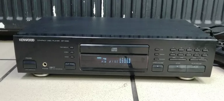 ODTWARZACZ CD KENWOOD DP-1050