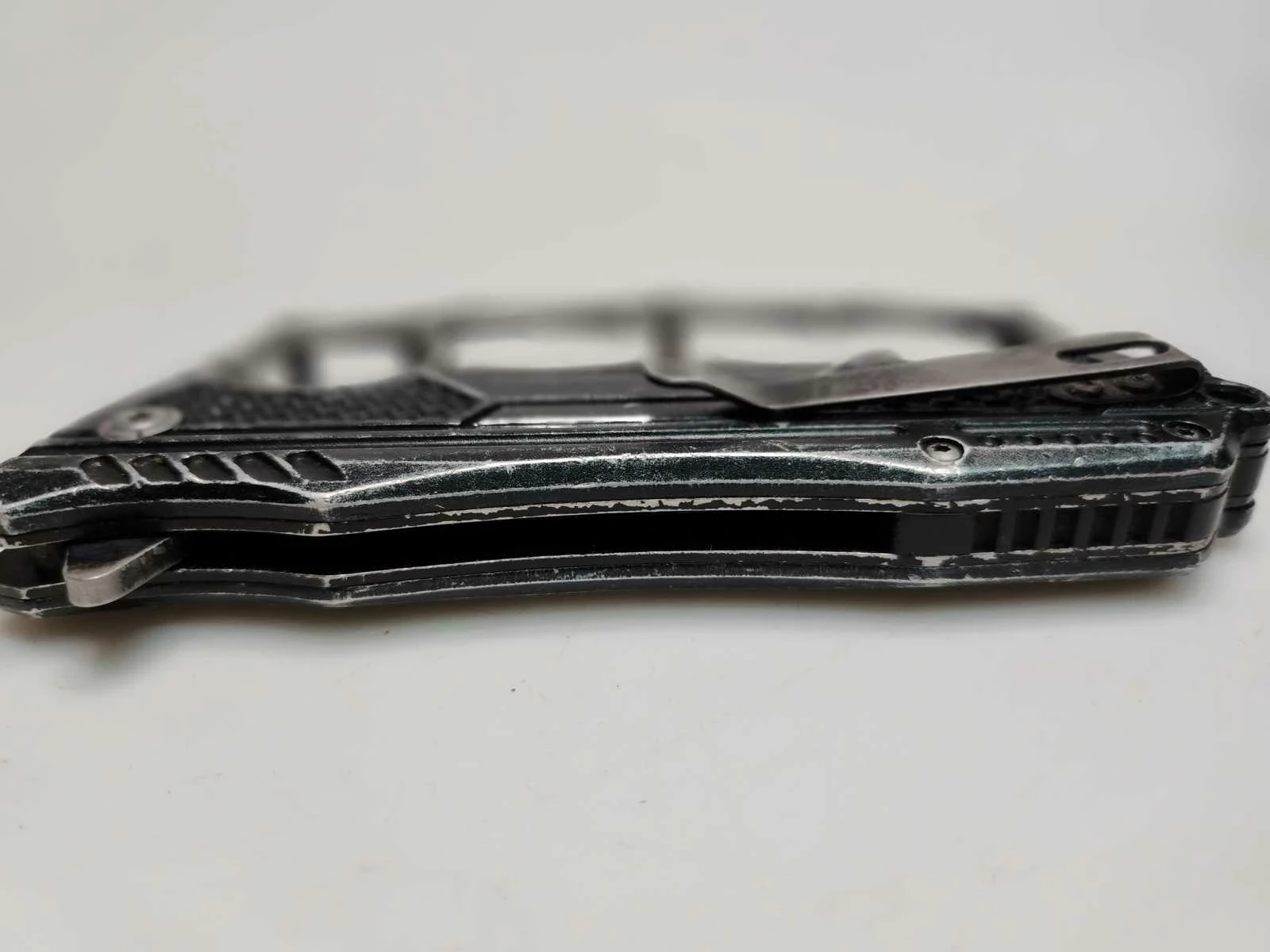 kastet-z-nozem-kod-producenta-noz-kastet-skladany