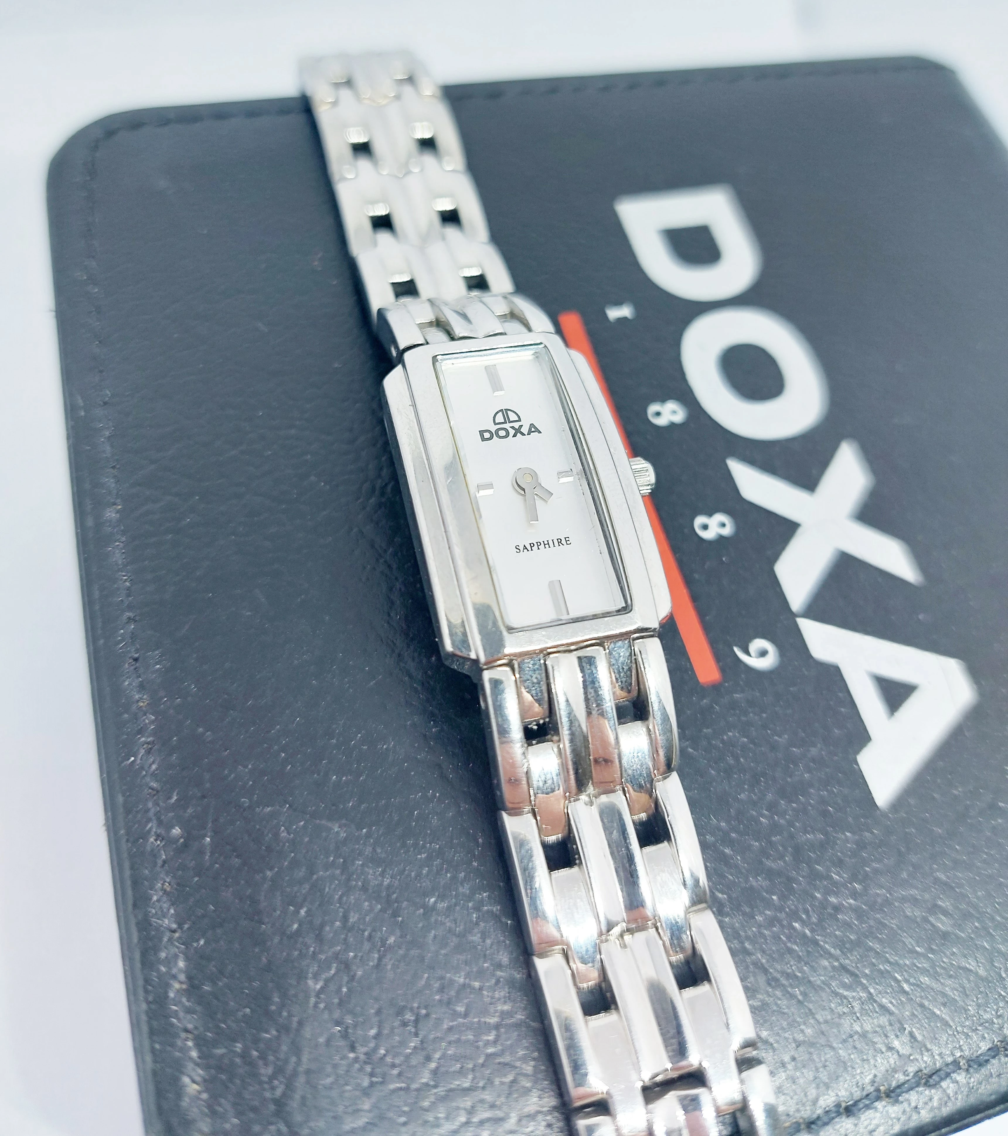 zegarek-doxa-sapphire-40815s-ksztalt-koperty-129223-2