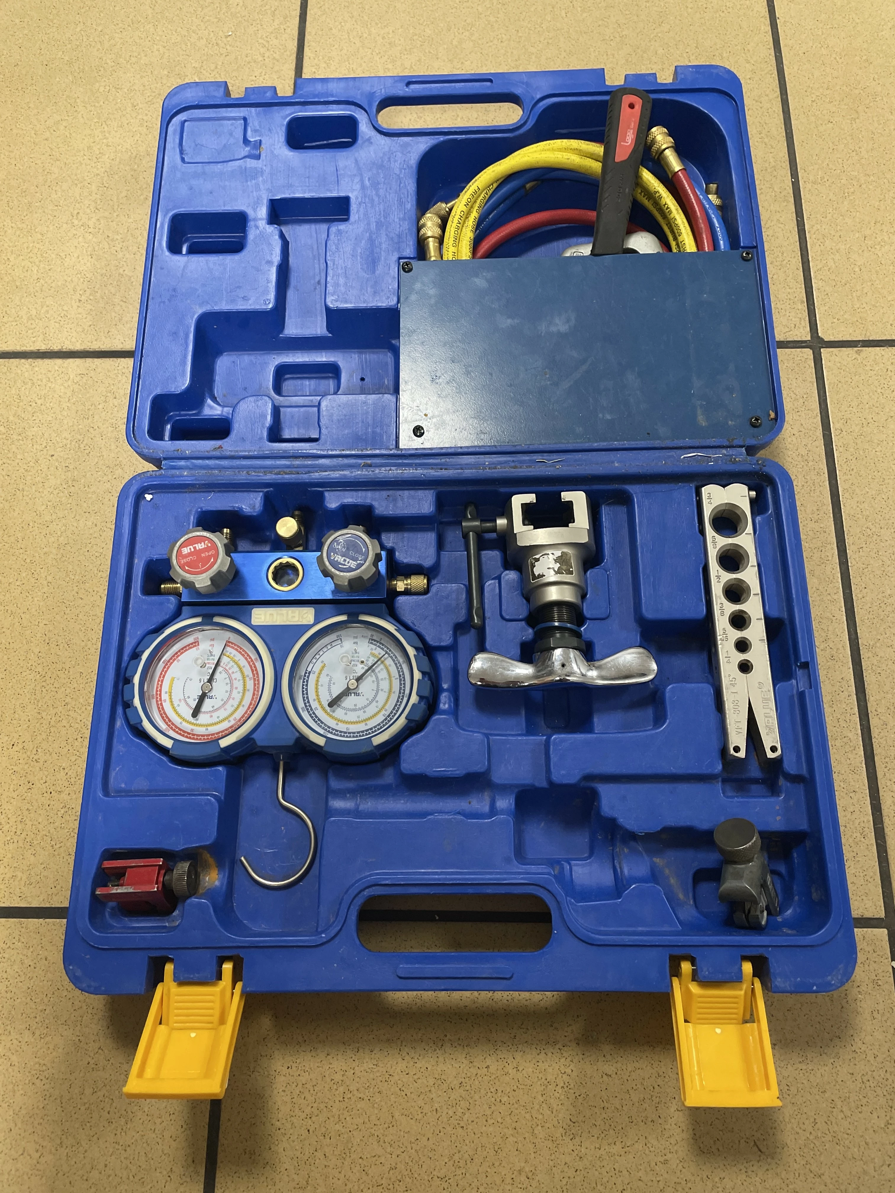 zestaw-narzedzi-do-klimatyzacji-value-vtb-5b-i-stan-uzywany