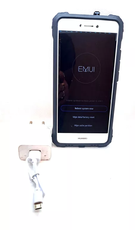 TELEFON HUAWEI P9 LITE 2017 3/16 + ETUI+ ŁADOWARKA