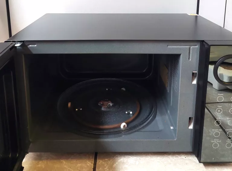 kuchenka-mikrofalowa-gotze-jensen-mo801k-kolor-dominujacy-czarny