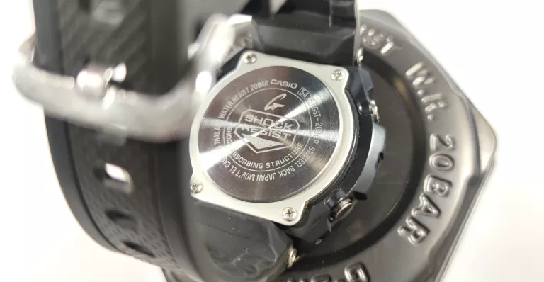 ZEGAREK G-SHOCK GST-200CP
