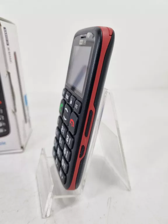 TELEFON MAXCOM MM428 + PUDEŁKO + ŁADOWARKA