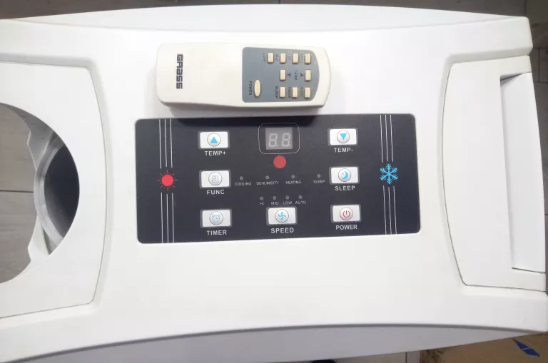 klimatyzator-ravanson-ky-9000-rura-i-pilot-typ-klimatyzator