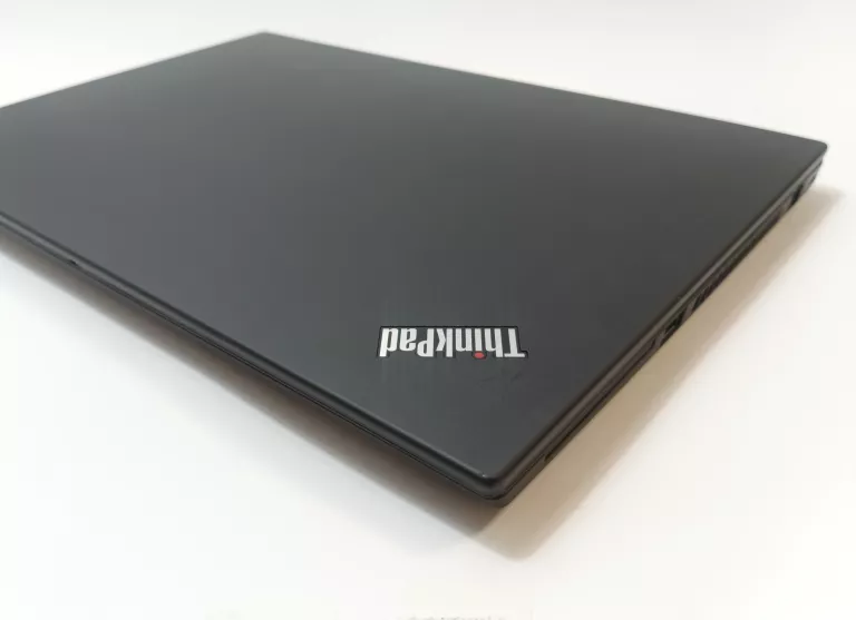 LENOVO T490 I5-10210U 40GB RAM 1TB SSD WIN10 PRO