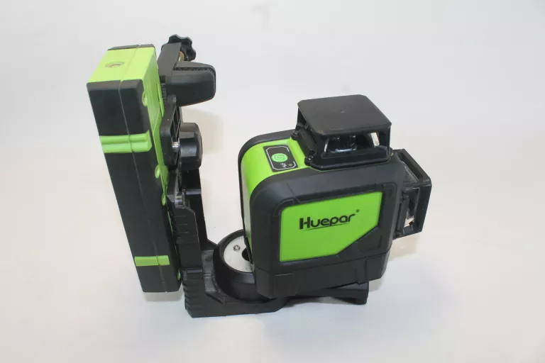 LASER KRZYŻOWY HUEPAR 902CG 50 M W FUTERALE CZARNY