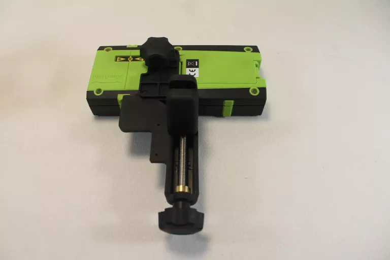LASER KRZYŻOWY HUEPAR 902CG 50 M W FUTERALE CZARNY