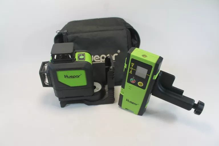 LASER KRZYŻOWY HUEPAR 902CG 50 M W FUTERALE CZARNY