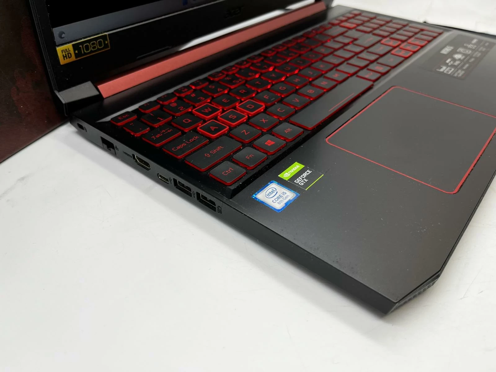 laptop-acer-nitro-5-an515-54-i5-9300-8512gb-ssd-gtx1050-kod-producenta-nitro-5-an515-54