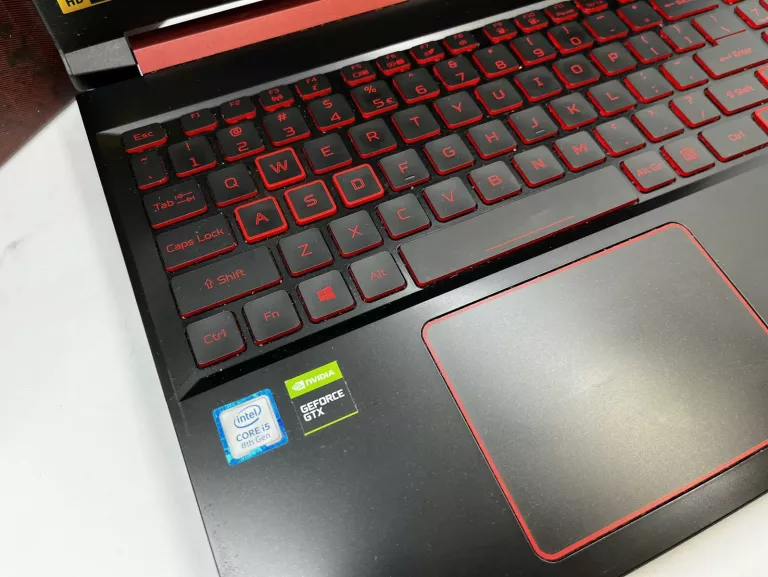 laptop-acer-nitro-5-an515-54-i5-9300-8512gb-ssd-gtx1050-seria-procesora-intel-core-i5