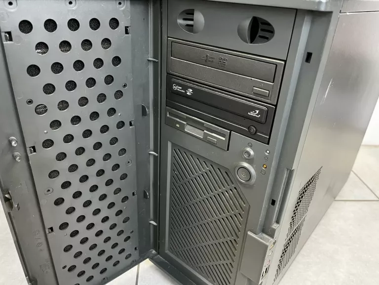 KOMPUTER AMD FX8300 8GB/250GB SSD GF GTX550TI