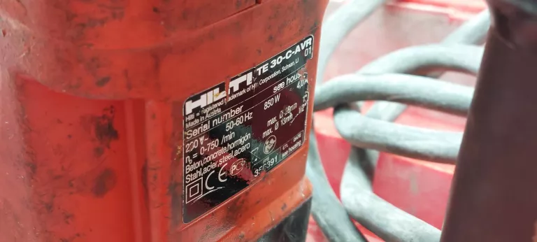 MŁOTOWIERTARKA HILTI TE 30-C OPIS