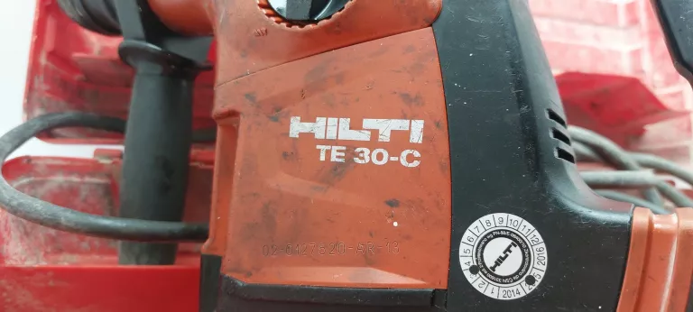 MŁOTOWIERTARKA HILTI TE 30-C OPIS