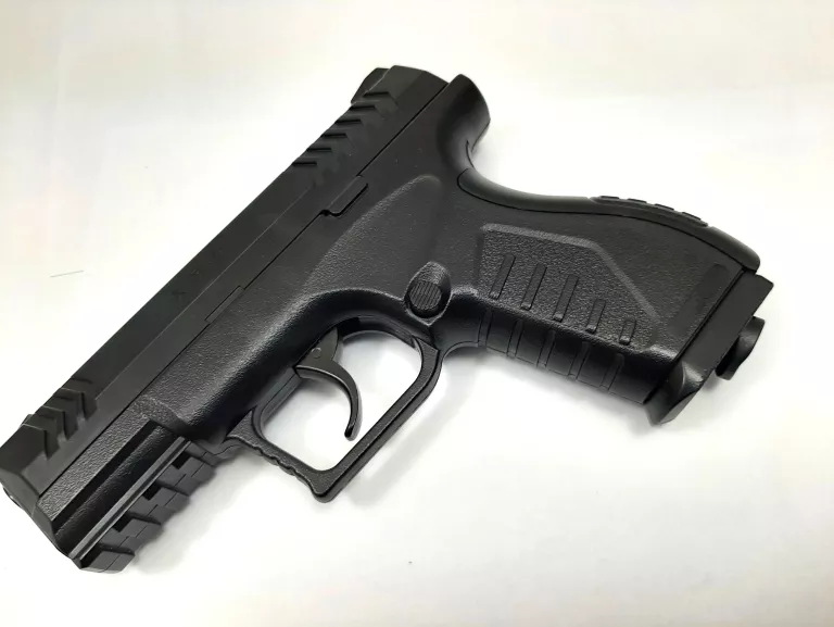 wiatrowka-pistolet-co2-umarex-xbg-45-mm-bb-naboje-marka-umarex