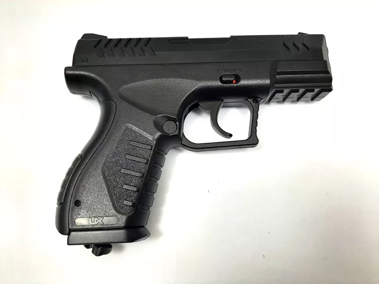wiatrowka-pistolet-co2-umarex-xbg-45-mm-bb-naboje-armii-krajowej-1a-goldap