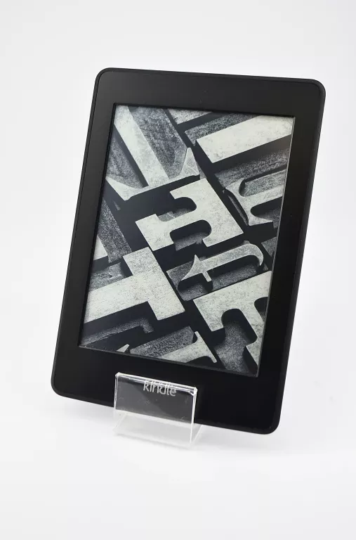 czytnik-amazon-kindle-paperwhite-dp75sdi-opis-pl-konst-3-maja-12-pionki-unico