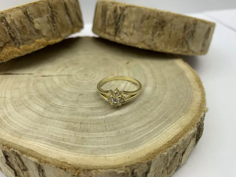 zloty-pierscionek-p-585204gr-12-ean-gtin-5905868206135