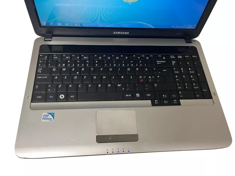 LAPTOP SAMSUNG RV510