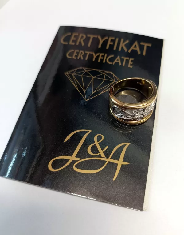 PIERŚCIEŃ Z DIAMENTAMI P750 W15,03G R18/19