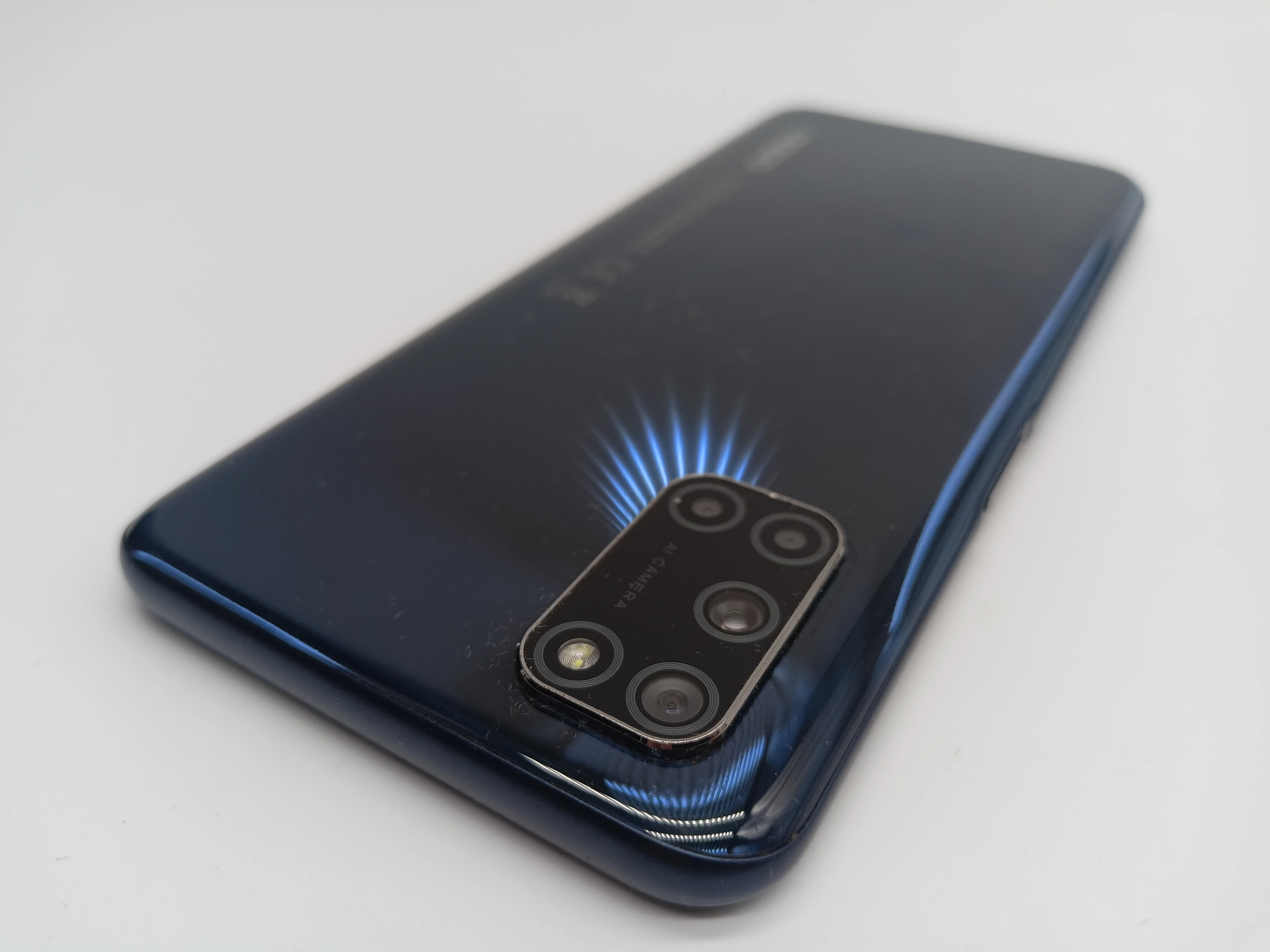 telefon-oppo-a72-128gb-bez-sieci-przekatna-ekranu-650