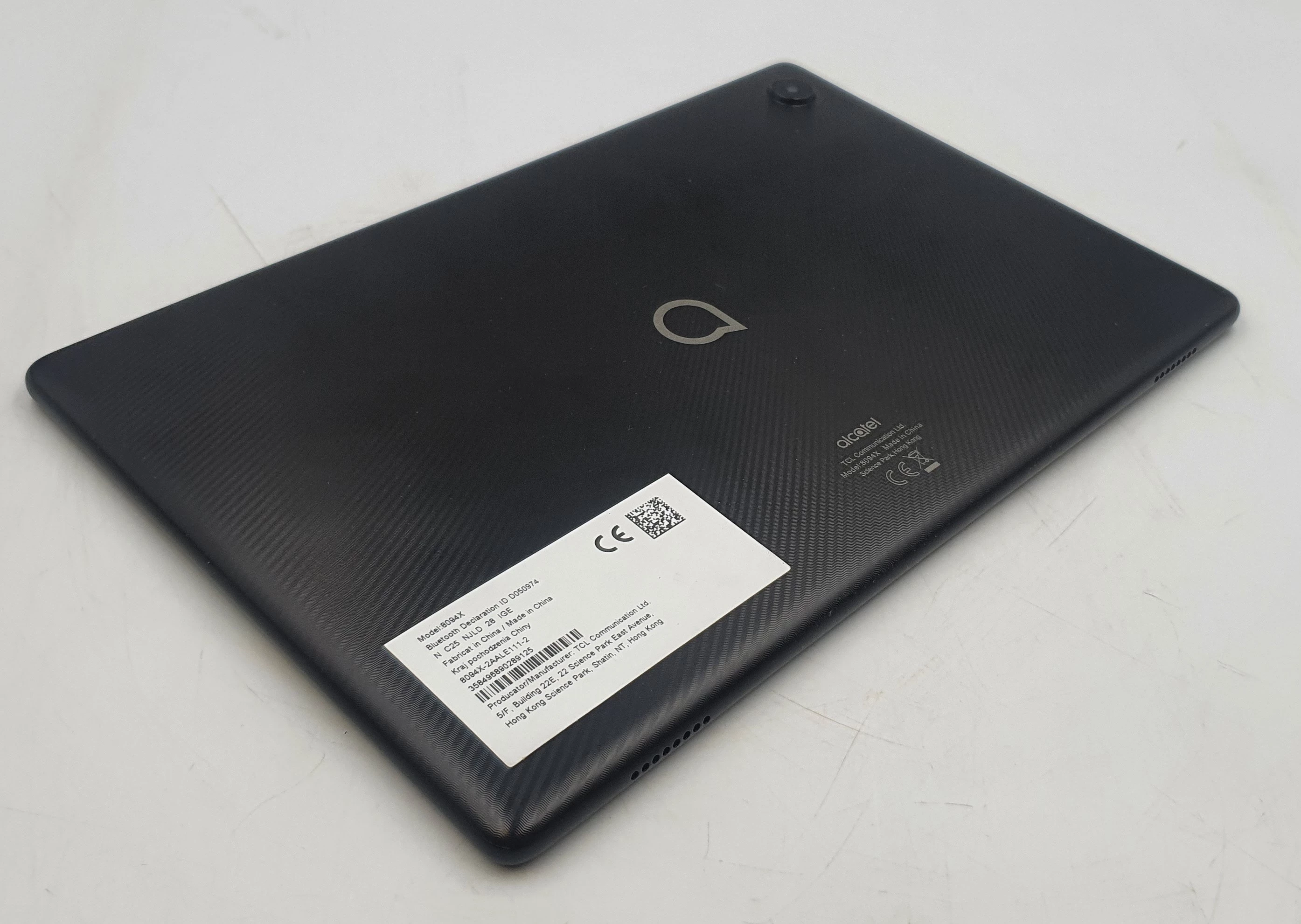 tablet-alcatel-3t10-klawiatura-kolor-czarny