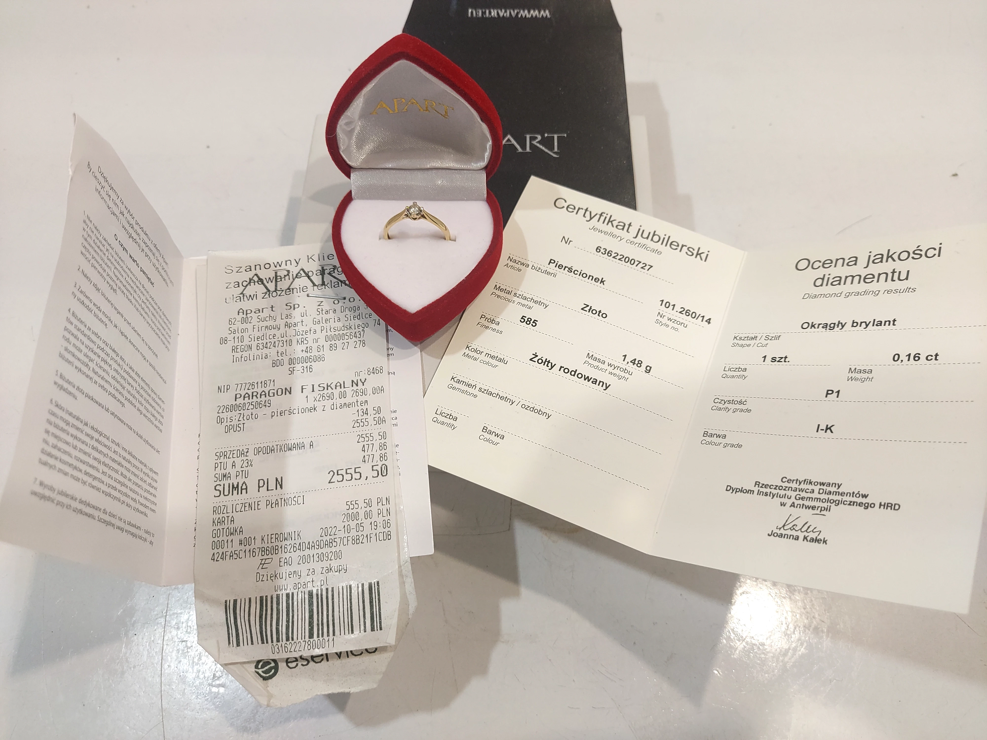 zloty-pierscionek-cechy-brak