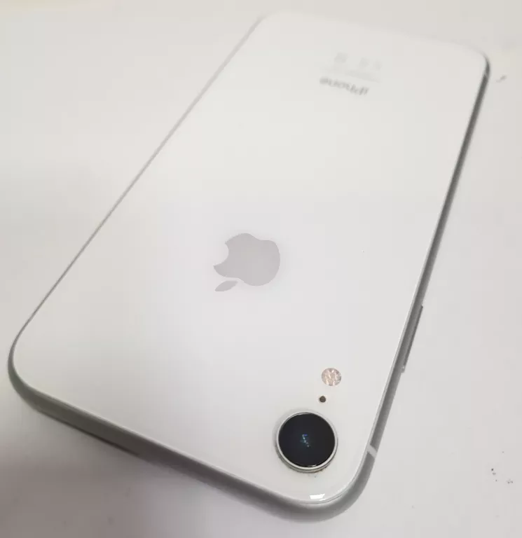 telefon-iphone-xr-64gb85polecam-przekatna-ekranu-61