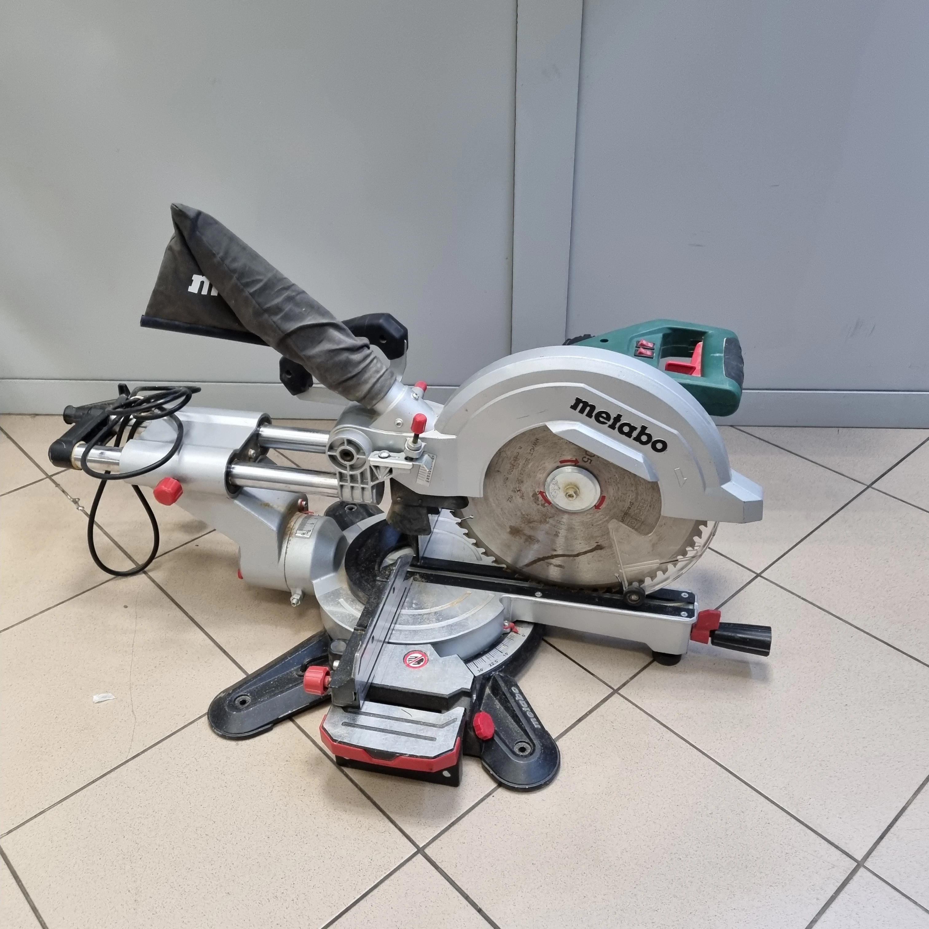 pilarka-ukosnica-metabo-kgs-305-m-2000w-2018r-pl-jozefa-pilsudskiego-92-gniezno