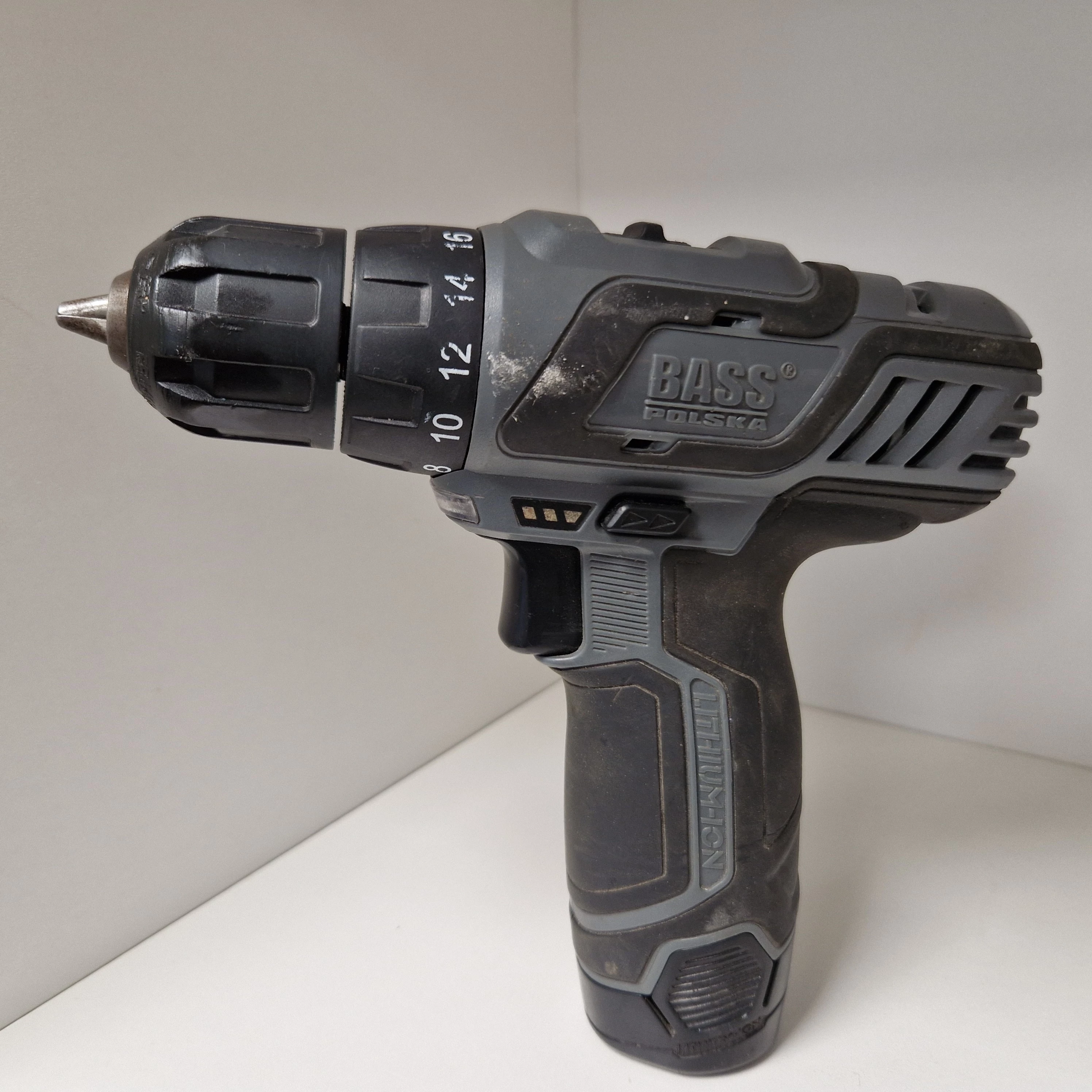 wkretarka-akumulatorowa-bass-polska-16-v-stan-uzywany
