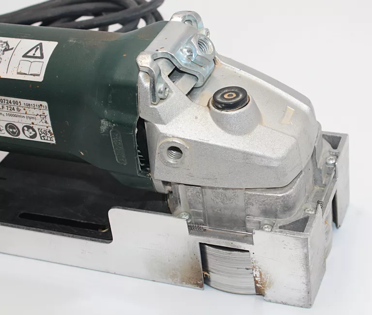 FREZARKA DO LAKIERU METABO LF 724 710W
